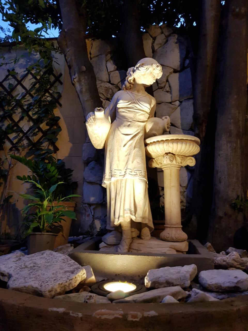 那不勒斯Il Giardino Di Daphne住宿加早餐旅馆 外观 照片